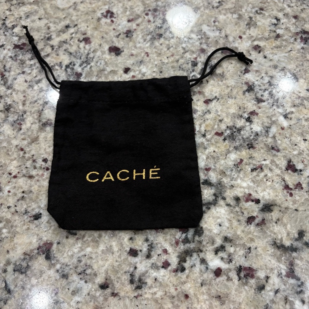 Cache jewelry pouch bag Black with drawstring From the old Cache line GUC